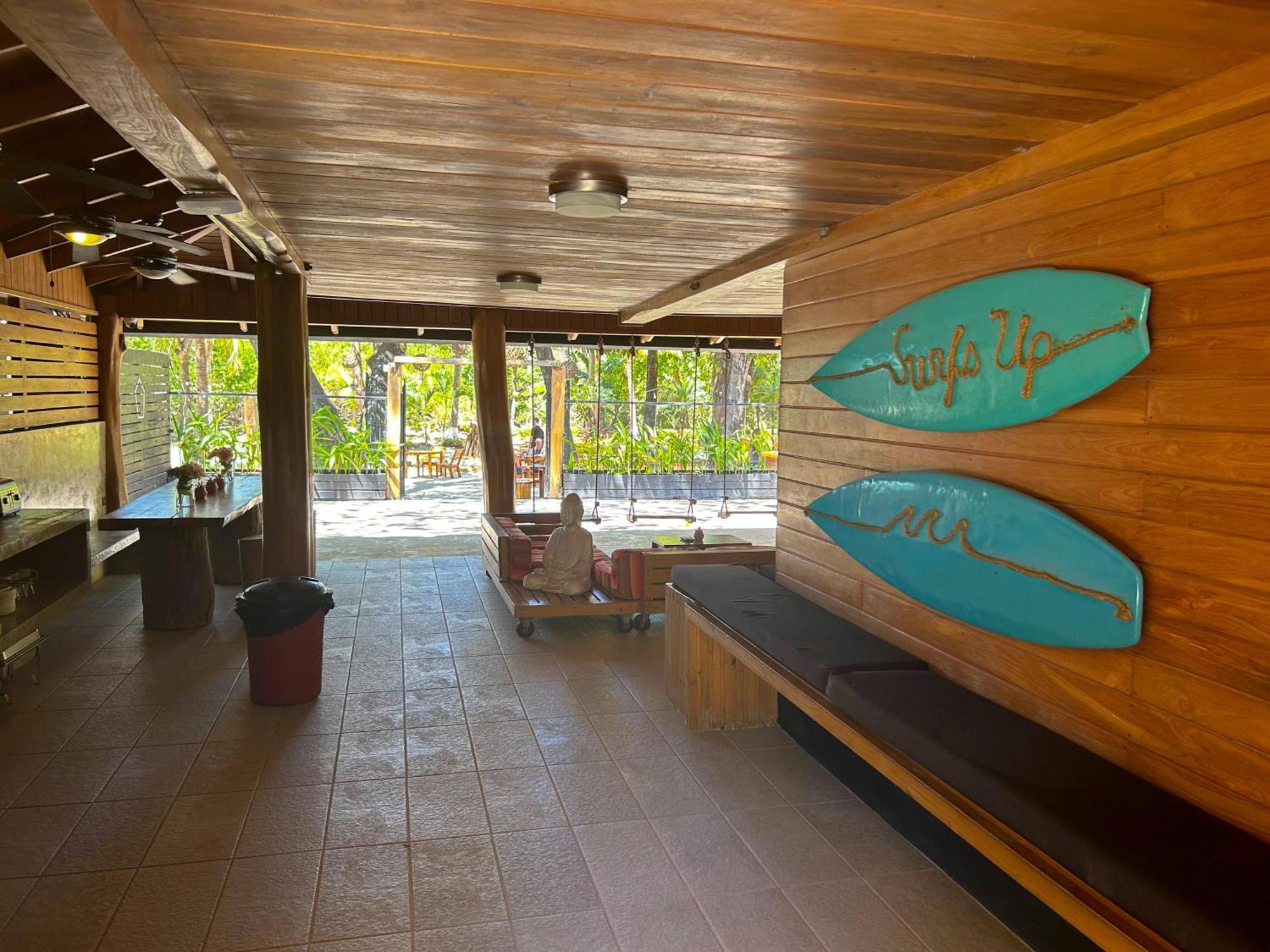 Casa Aura: Beachfront Premium Hostel Tamarindo Exterior foto