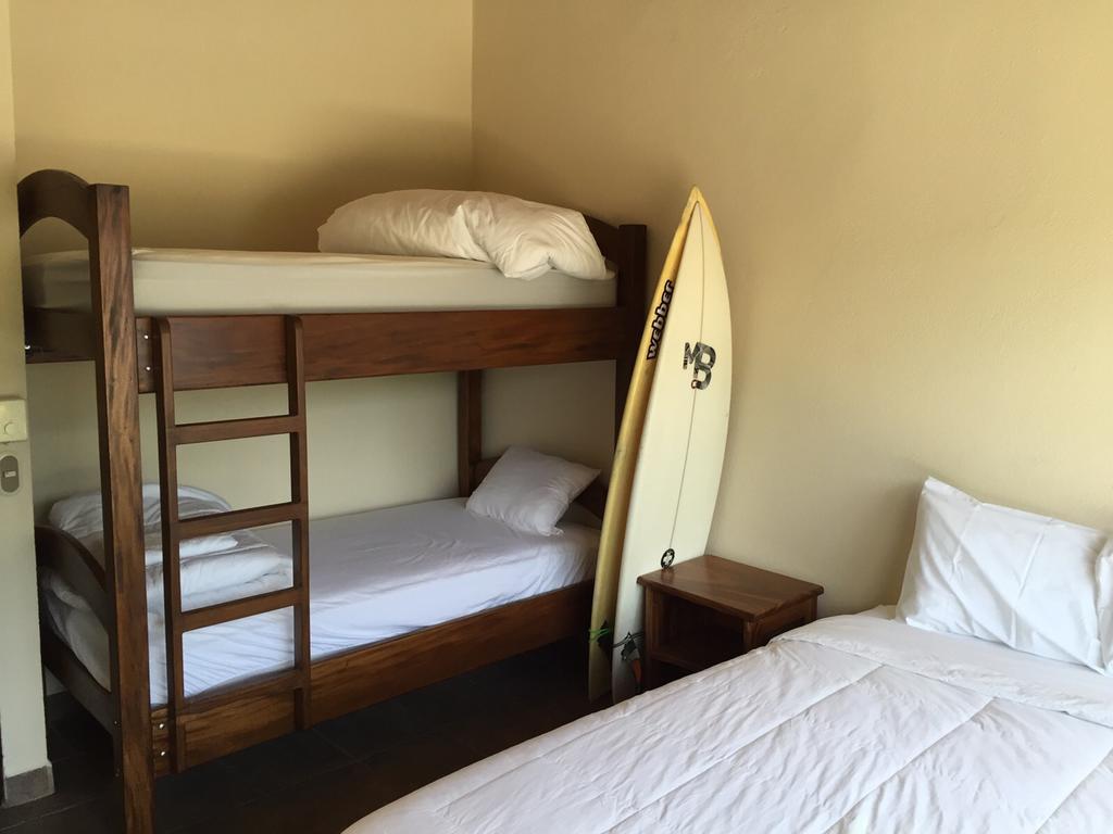 Casa Aura: Beachfront Premium Hostel Tamarindo Habitación foto